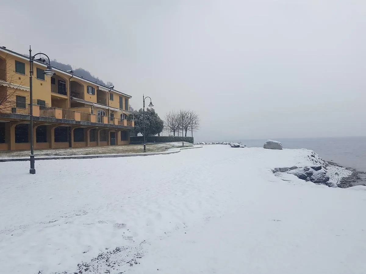 Foresteria Lombarda La Spiaggia Lierna 0*,  Italie