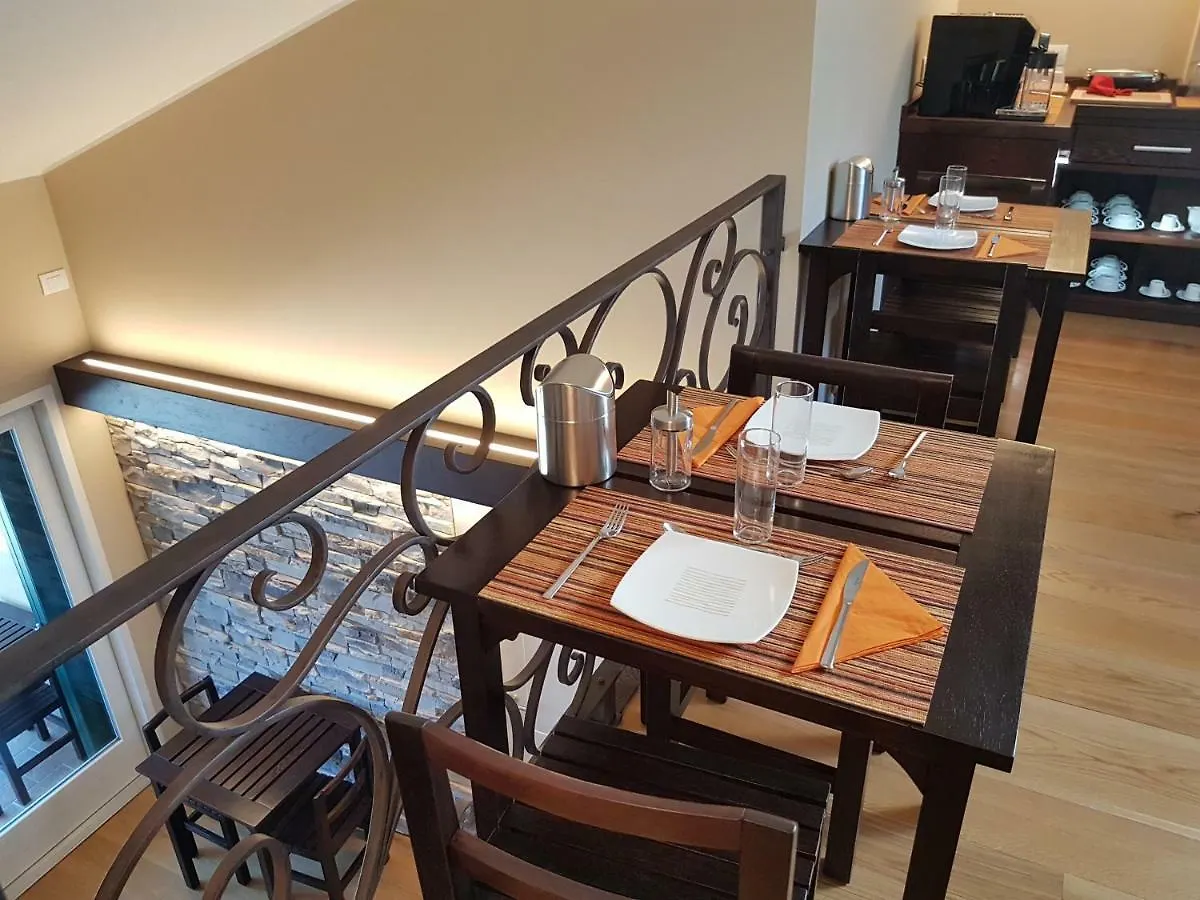 Foresteria Lombarda La Spiaggia Lierna Guest house
